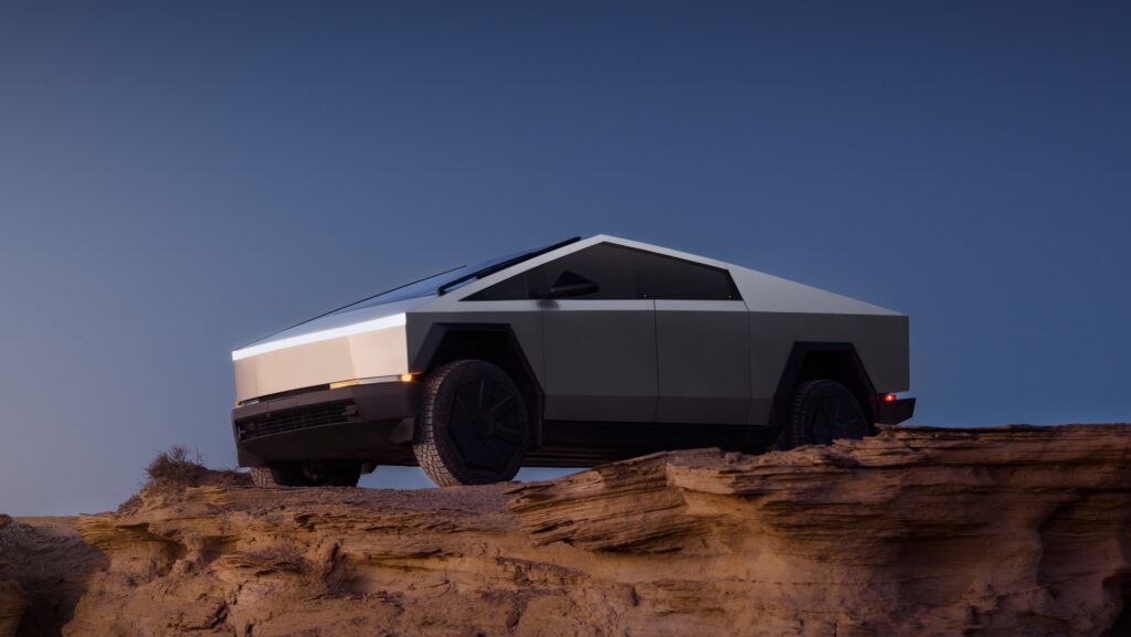 Tesla recorta precios de la Cybertruck ante caída en demanda y fin de estímulos fiscales en EU