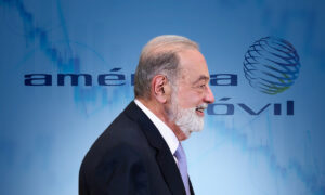 América Móvil y Carlos Slim tienen margen para hacer más compras: Fitch Ratings